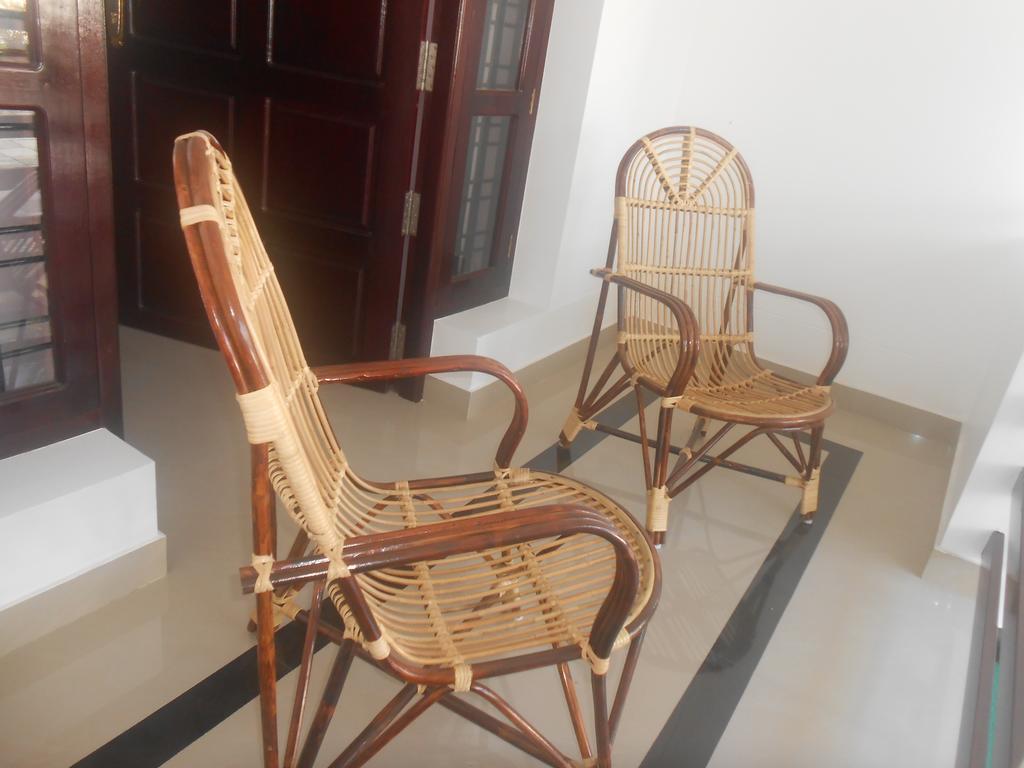 Greenfield Inn Thiruvananthapuram Phòng bức ảnh