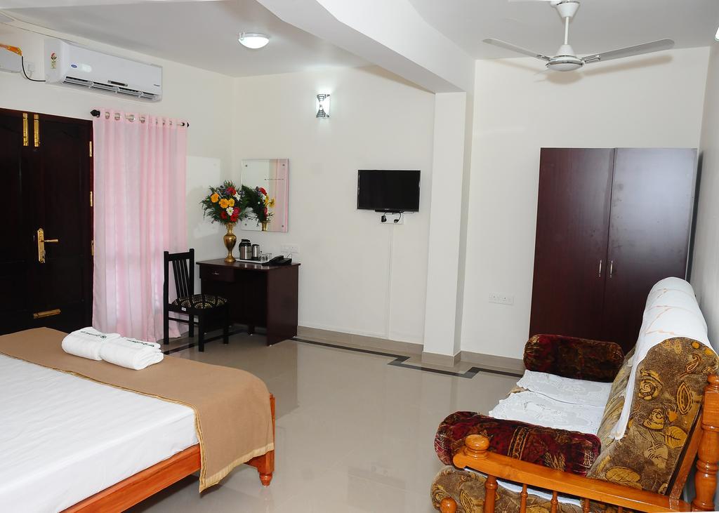 Greenfield Inn Thiruvananthapuram Phòng bức ảnh